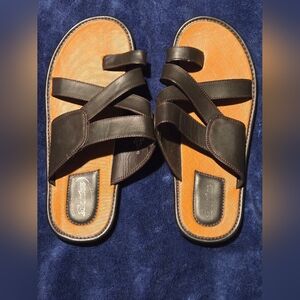 WORN 2X**** Size 11 Men's BATA Men's brown Slipper